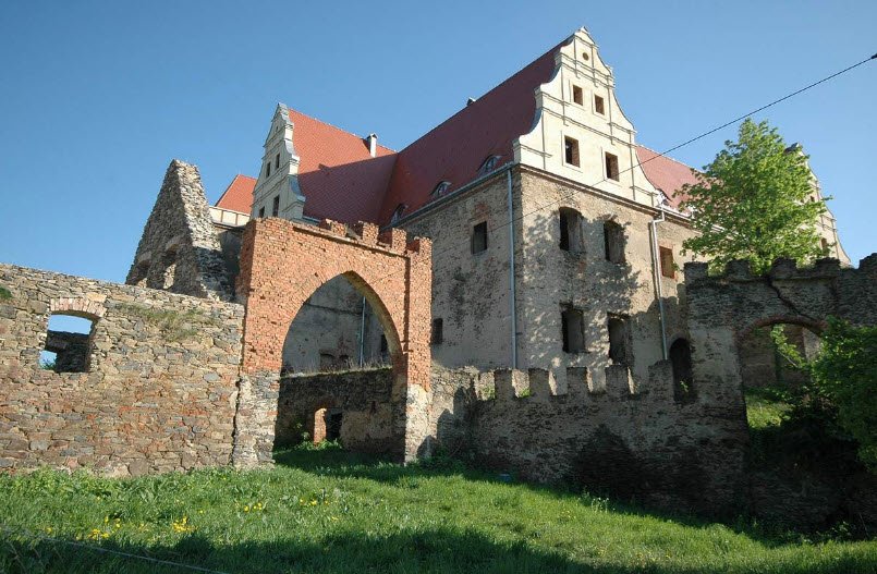 Zamek w Goli Dzierżoniowskiej, Gola Dzierżoniowska, Poland, Poland